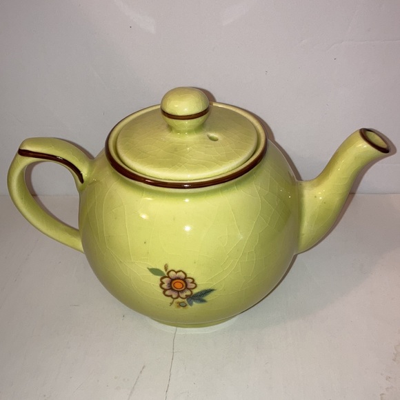 Arthur Wood Mid Century Flower Summertime Teapot - Picture 6 of 6
